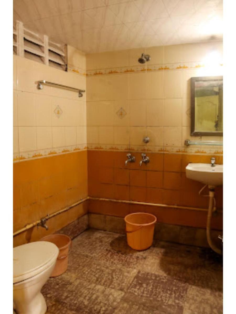 Roxy Inn,קוטאק מראה חיצוני תמונה
